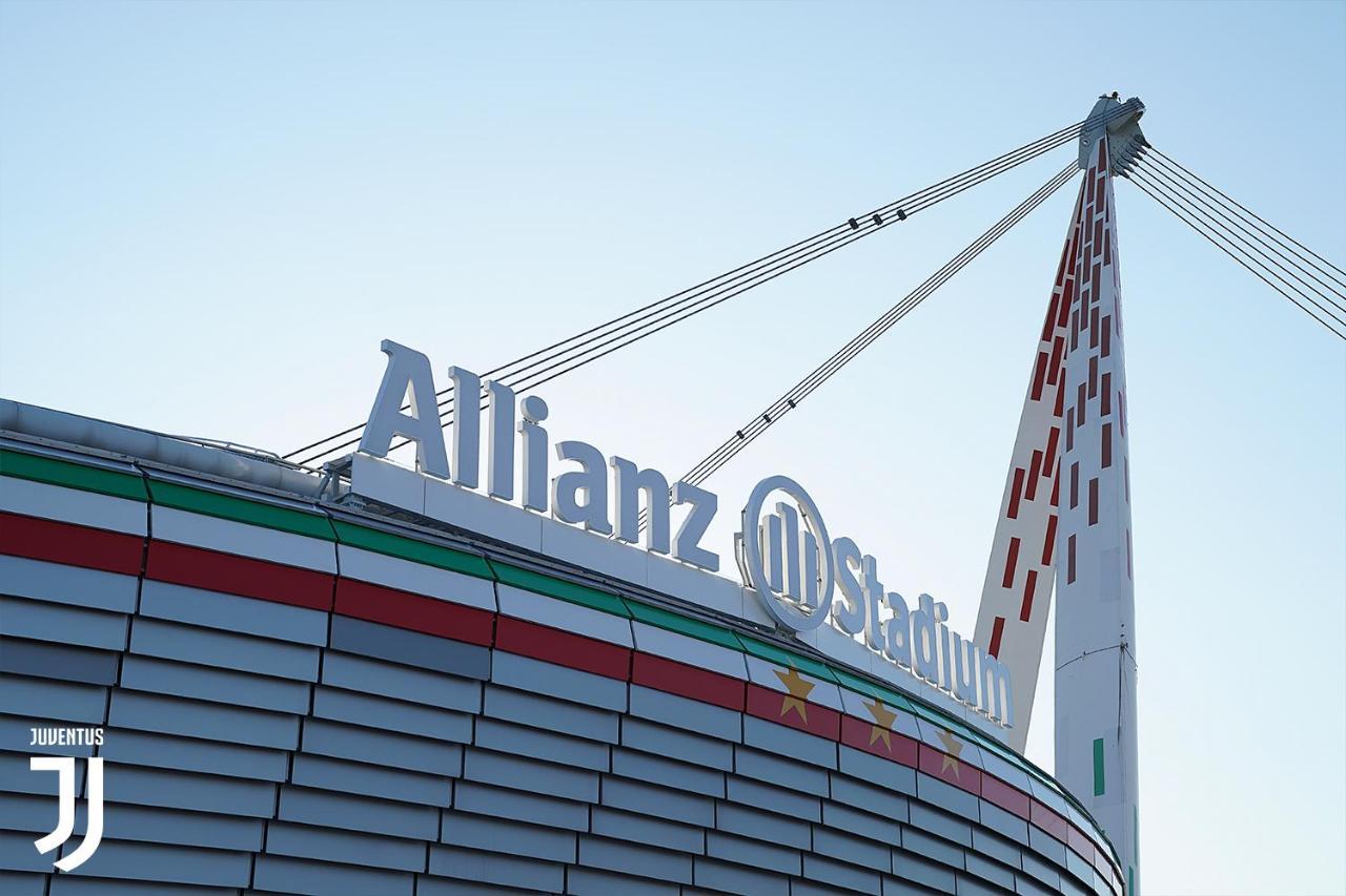 Tra Stadio E Storia - Fronte Allianz Stadium Juventus Venaria Reale Zewnętrze zdjęcie